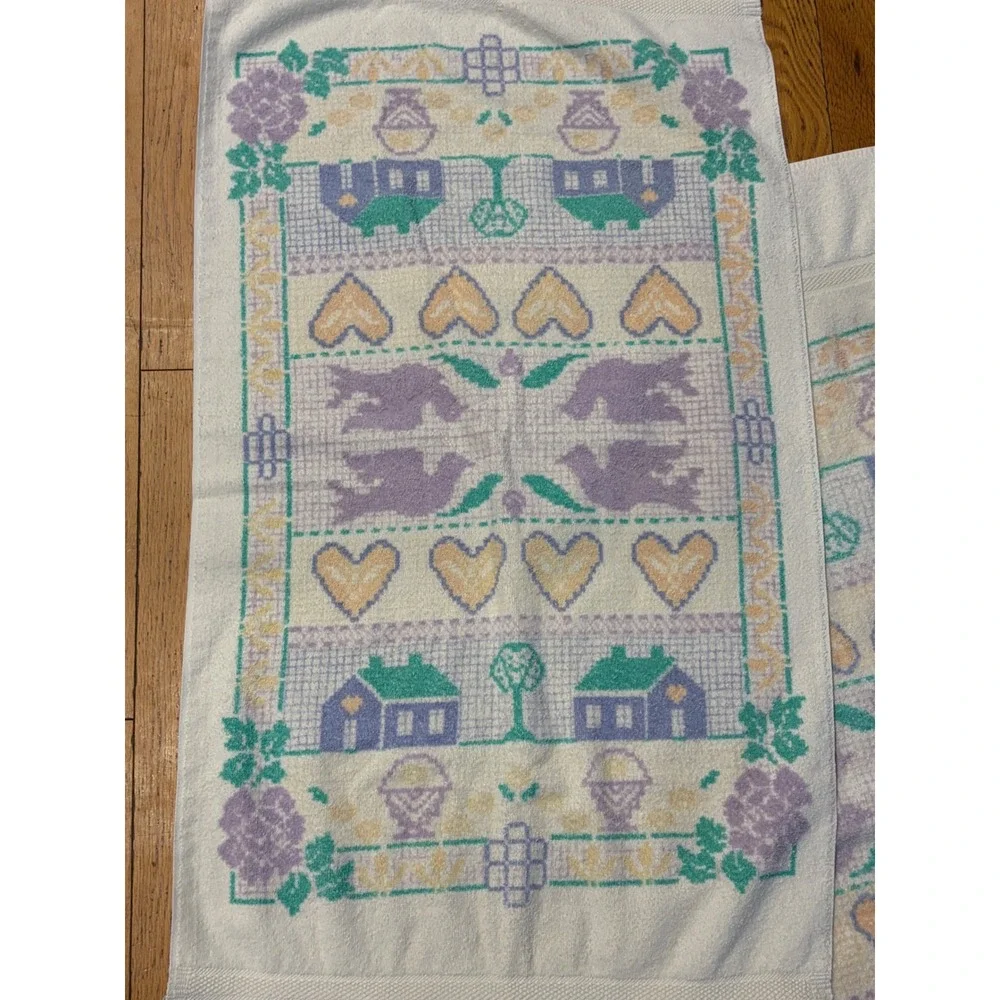 Vintage Caldwell Tradition Collection Hand Towels Set 2 Country Cottage Hearts
